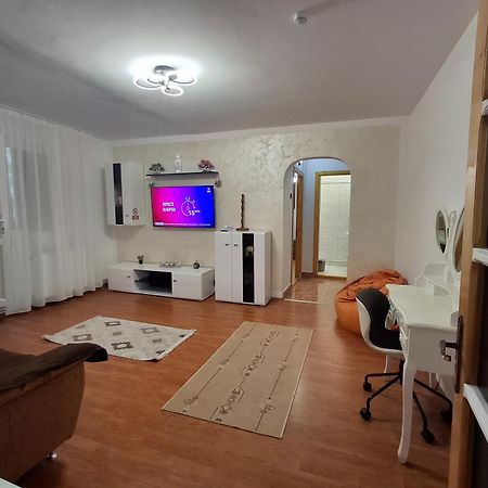 Apartament Alis2011 Buzau Ngoại thất bức ảnh